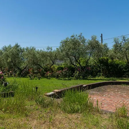 La Valle Guest house Castelnuovo Magra